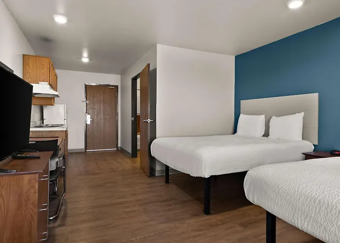 Woodspring Suites Champaign Near University